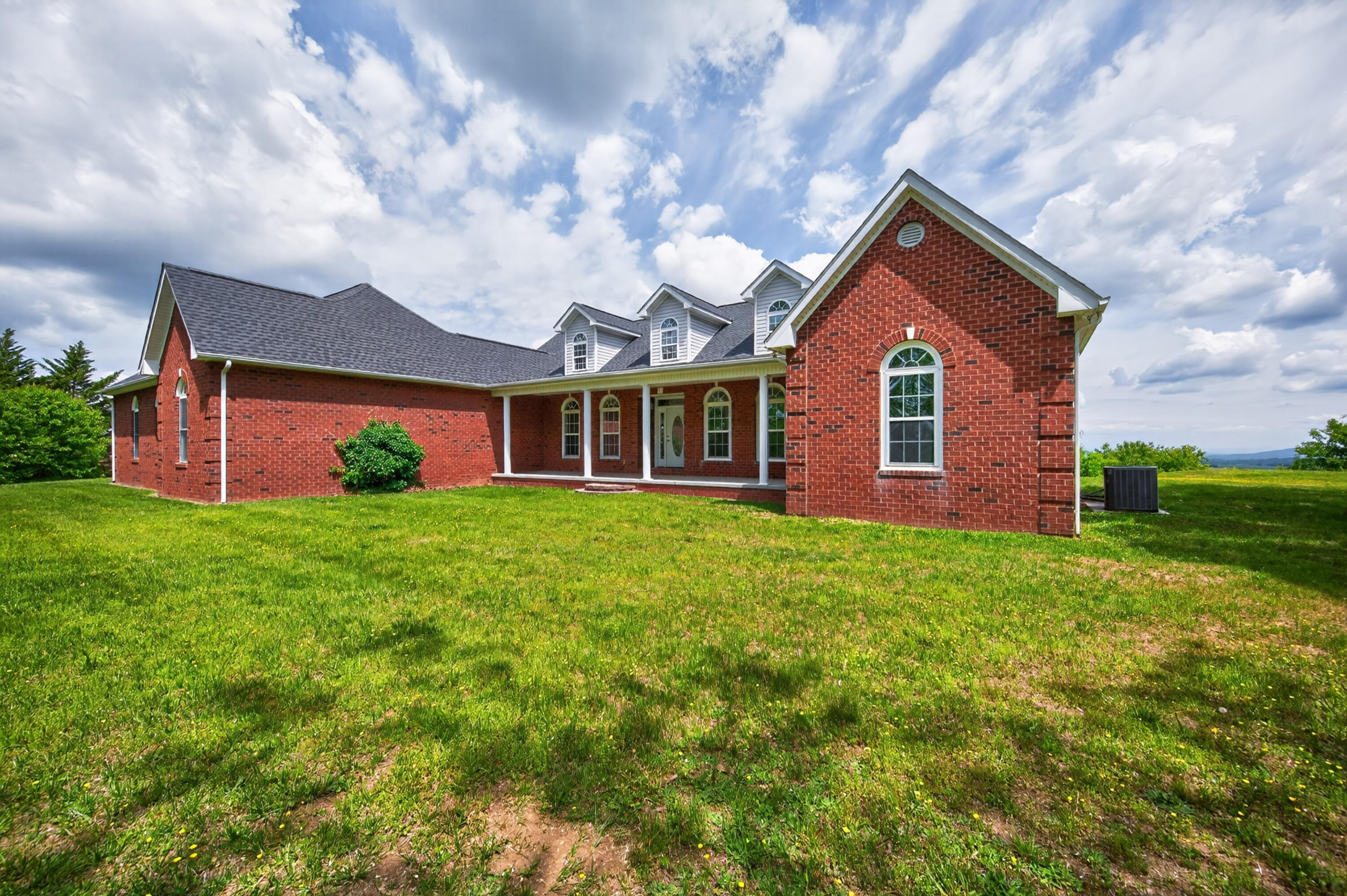 217 Indian Valley Road Willis, VA 24380 - Photo 113 of 120 willis-108