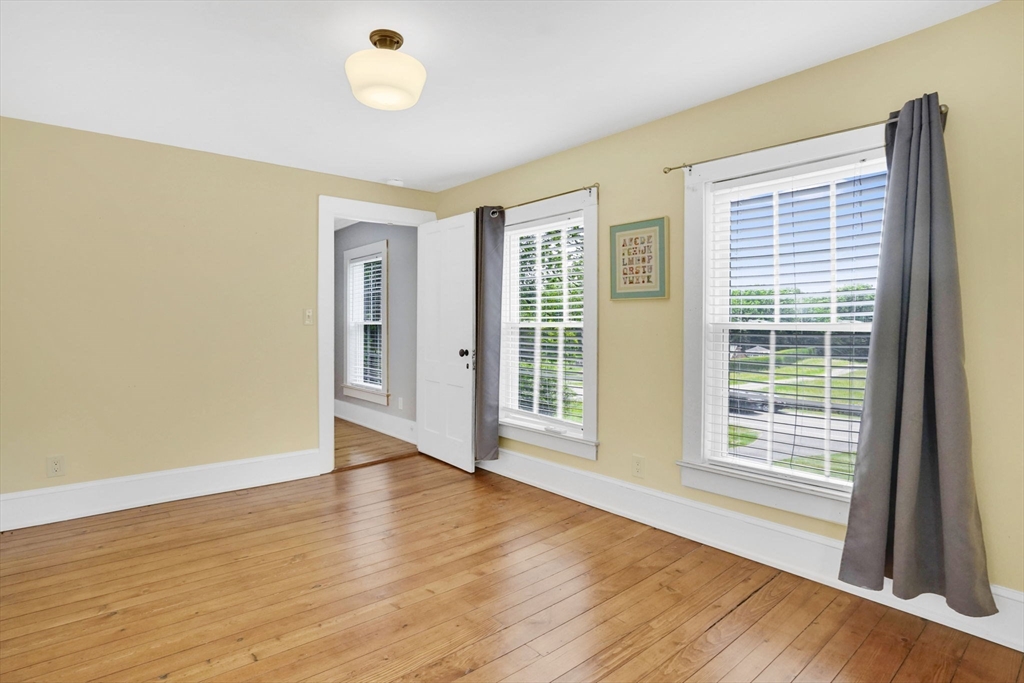 102 Miller Street Ludlow, MA 01056 - Photo 30 of 41