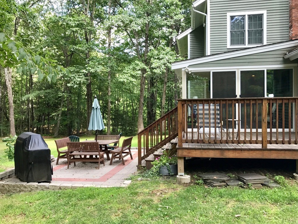 32 Throne Hill Road Groton, MA 01450 - Photo 3 of 27 Gallery Image 3