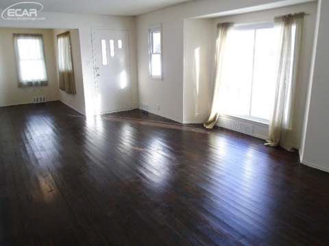 4324 Van Slyke Road Flint, MI 48507 - Photo 2 of 41 20428128-1.JPG