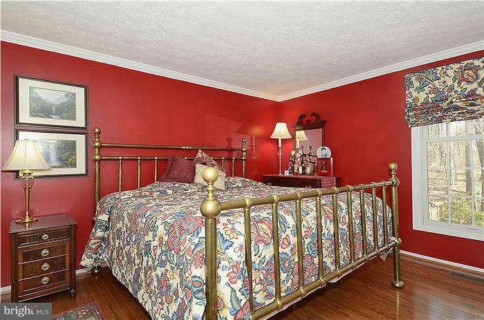 11951 Appling Valley Road Fairfax, VA 22030 - Photo 20 of 30 Bedroom