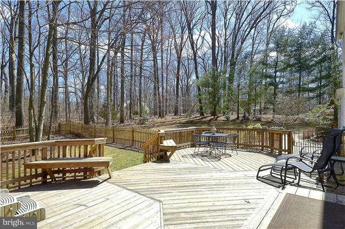 11951 Appling Valley Road Fairfax, VA 22030 - Photo 7 of 30 View
