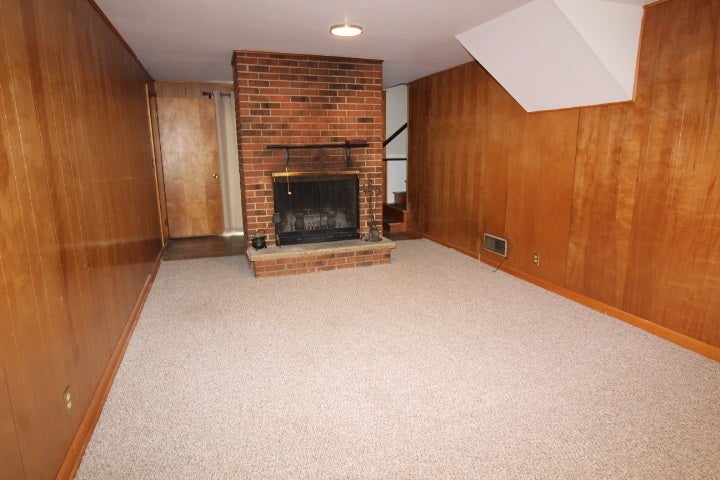 598 Fairwood Road Huntington, WV 25705 - Photo 4 of 32 Gallery Image 4