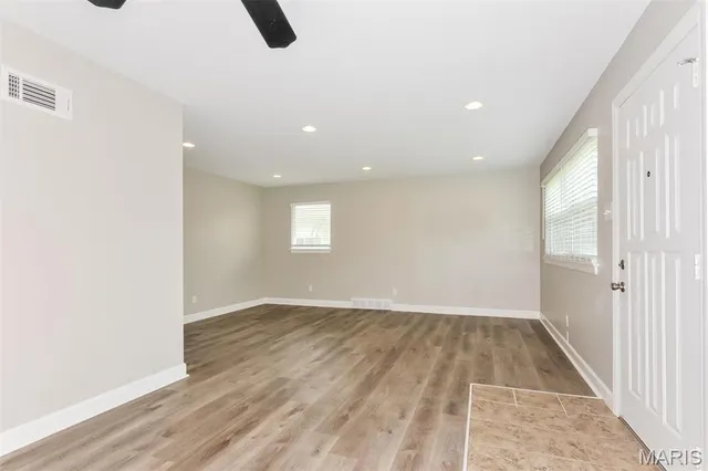 $1,560 | 635 Loyola Drive, Florissant, MO 63031