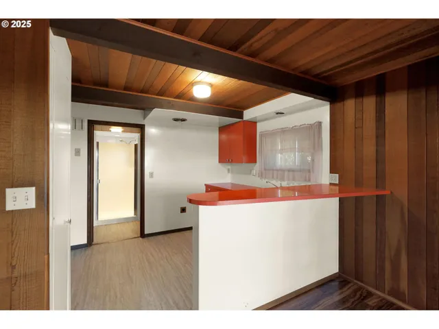 $597,000 | 475 Riverview Boulevard, Springfield, OR 97477