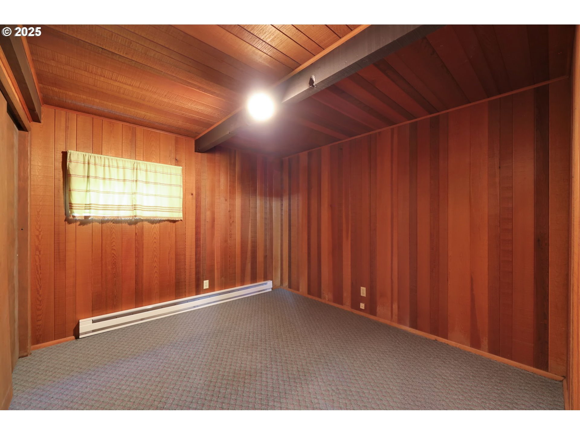 475 Riverview Boulevard Springfield, OR 97477 - Photo 16 of 32