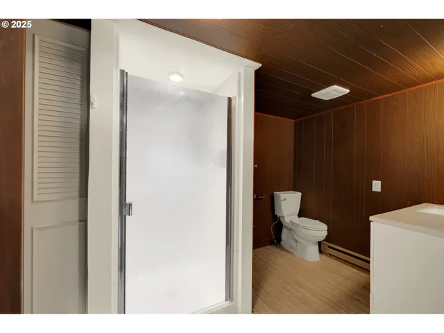 $597,000 | 475 Riverview Boulevard, Springfield, OR 97477