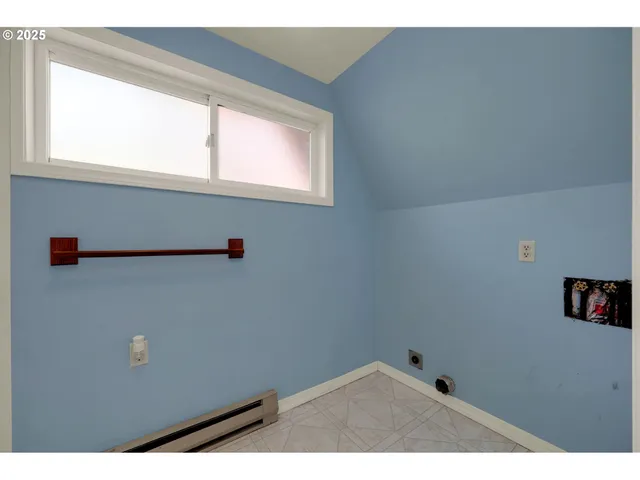 $597,000 | 475 Riverview Boulevard, Springfield, OR 97477