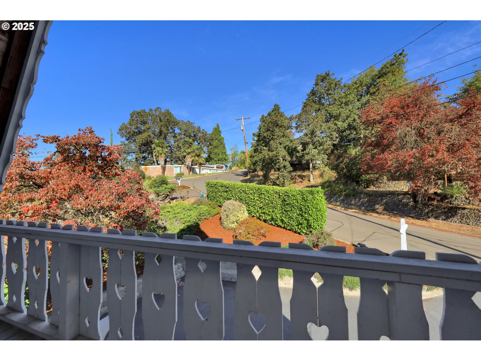 475 Riverview Boulevard Springfield, OR 97477 - Photo 23 of 32