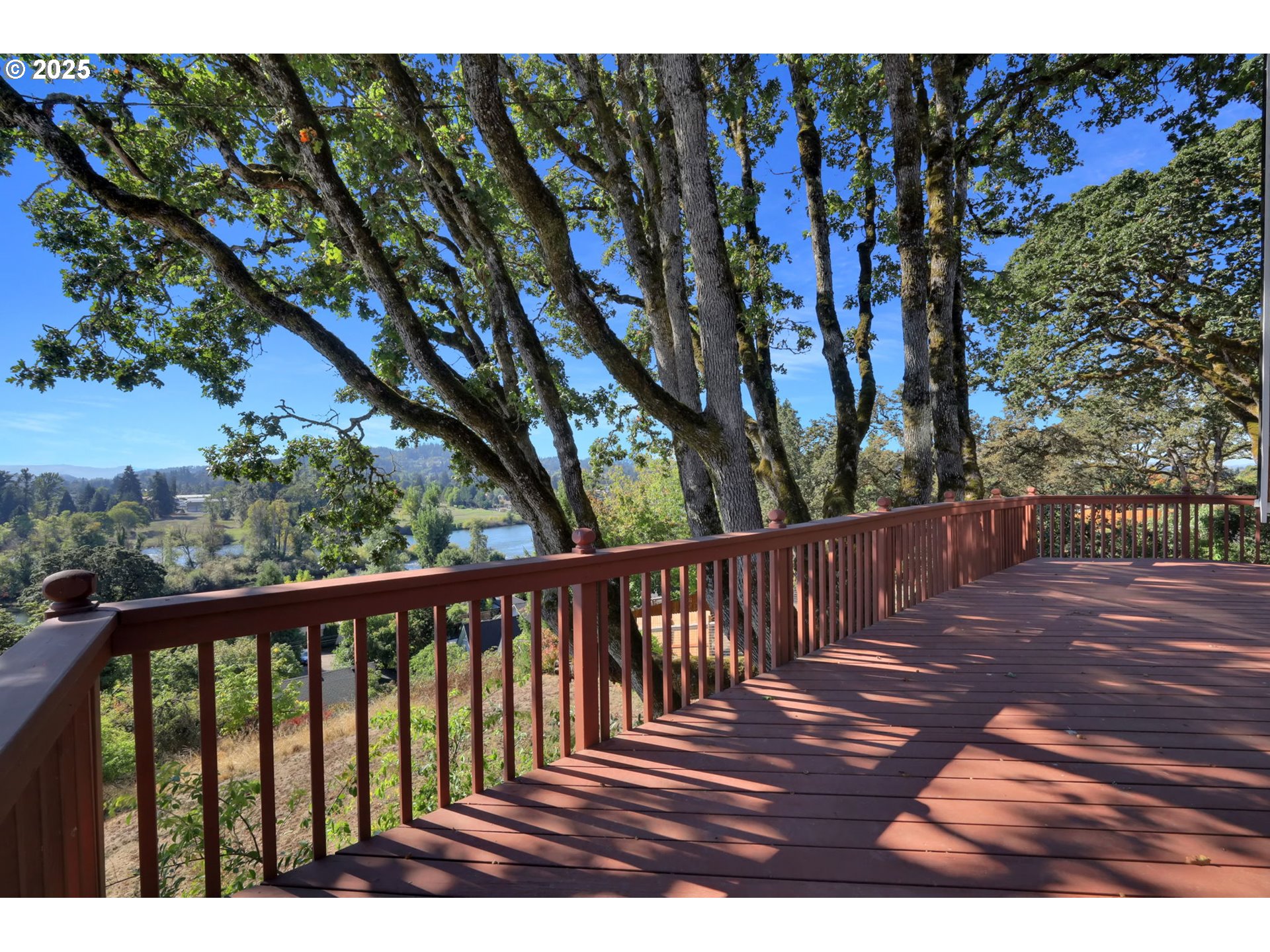 475 Riverview Boulevard Springfield, OR 97477 - Photo 25 of 32