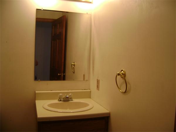 4 Samoset Road, Unit 4 Worcester, MA 01604 - Photo 5 of 20 Gallery Image 5