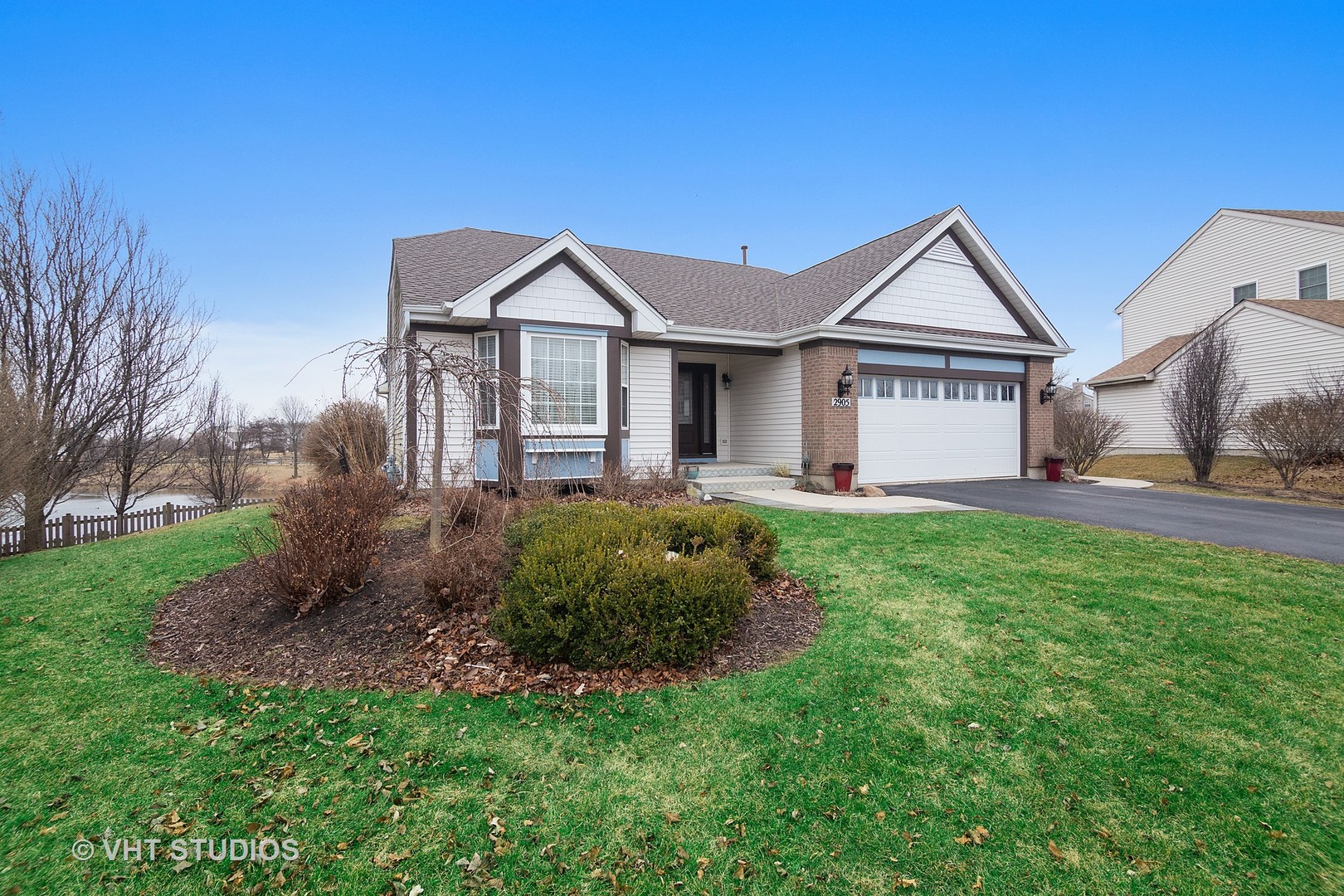 2905 Farmington Drive Lindenhurst, IL 60046 - Photo 1 of 22