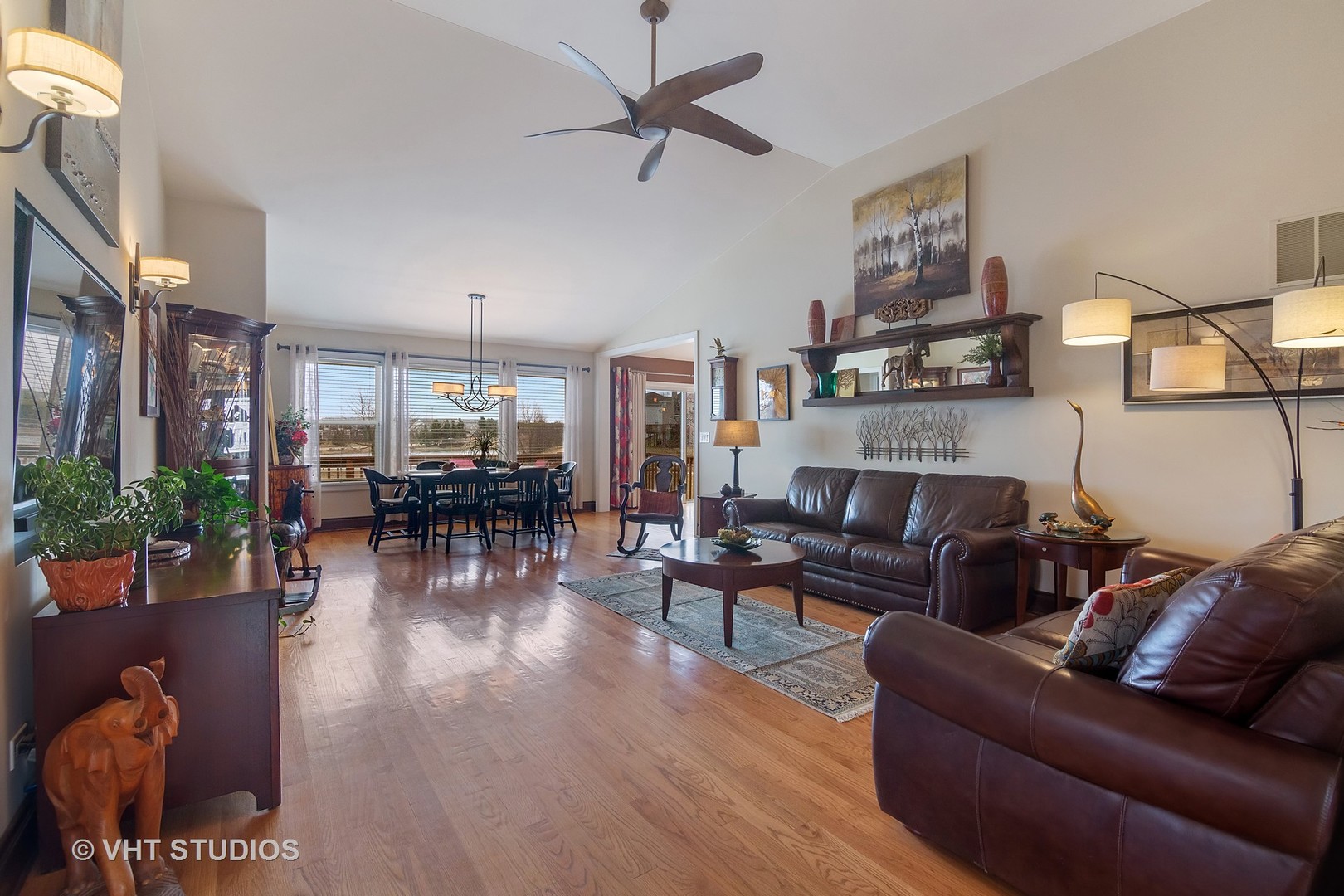 2905 Farmington Drive Lindenhurst, IL 60046 - Photo 5 of 22