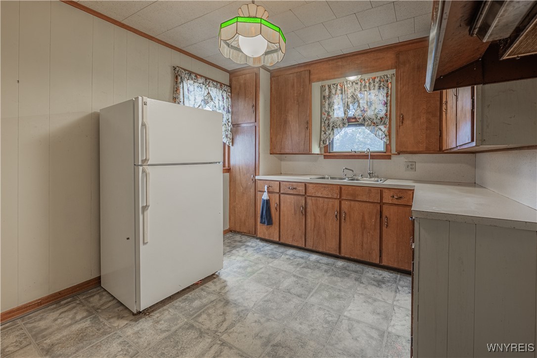 6358 Ridge Road Lockport Town, NY 14094 - Photo 12 of 35