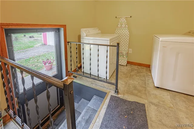 $219,900 | 6358 Ridge Road, Lockport Town, NY 14094