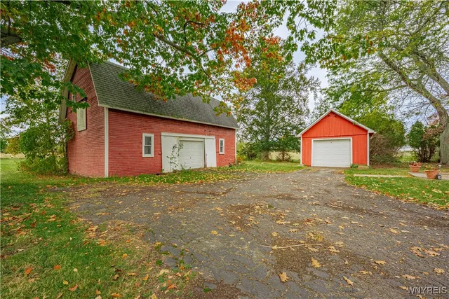 $219,900 | 6358 Ridge Road, Lockport Town, NY 14094
