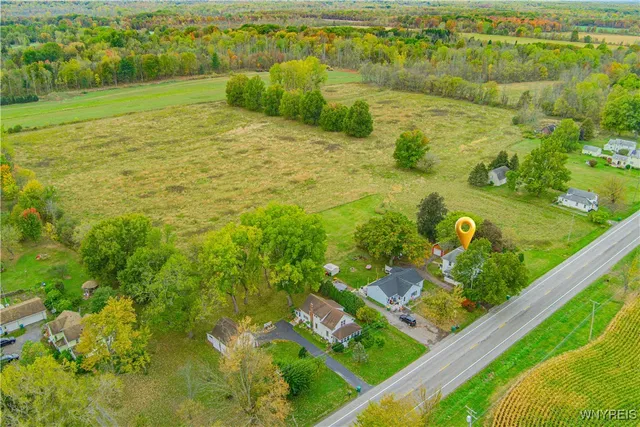 $219,900 | 6358 Ridge Road, Lockport Town, NY 14094