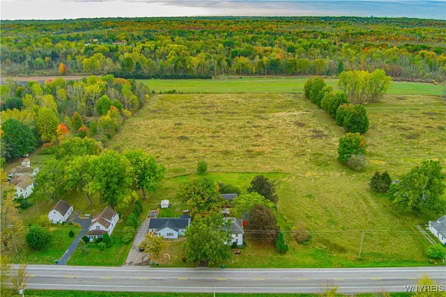 $219,900 | 6358 Ridge Road, Lockport Town, NY 14094