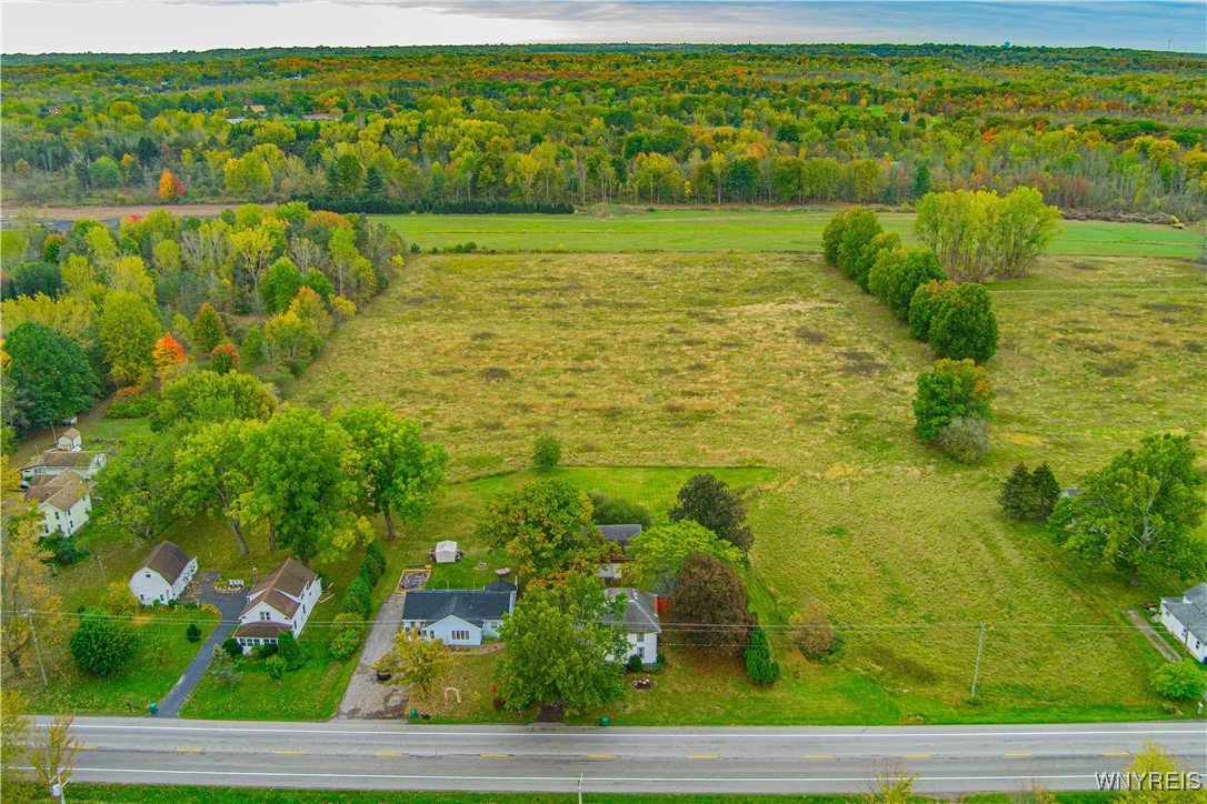 6358 Ridge Road Lockport Town, NY 14094 - Photo 32 of 35