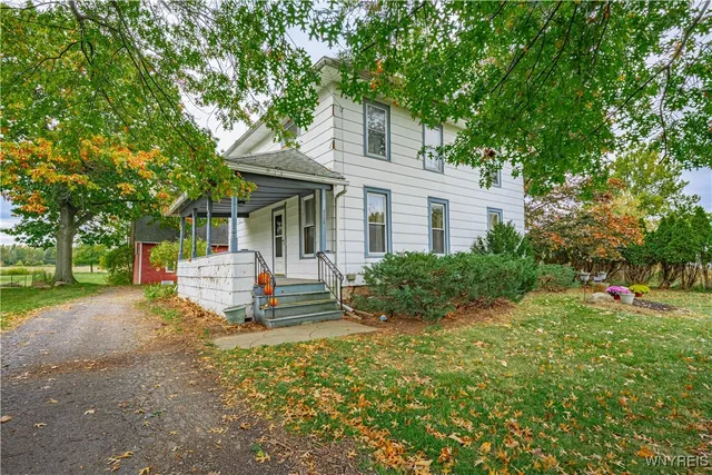 $219,900 | 6358 Ridge Road, Lockport Town, NY 14094