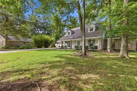 $520,000 | 133 Richland Drive South, Mandeville, LA 70448