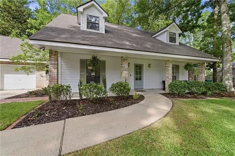 $520,000 | 133 Richland Drive South, Mandeville, LA 70448