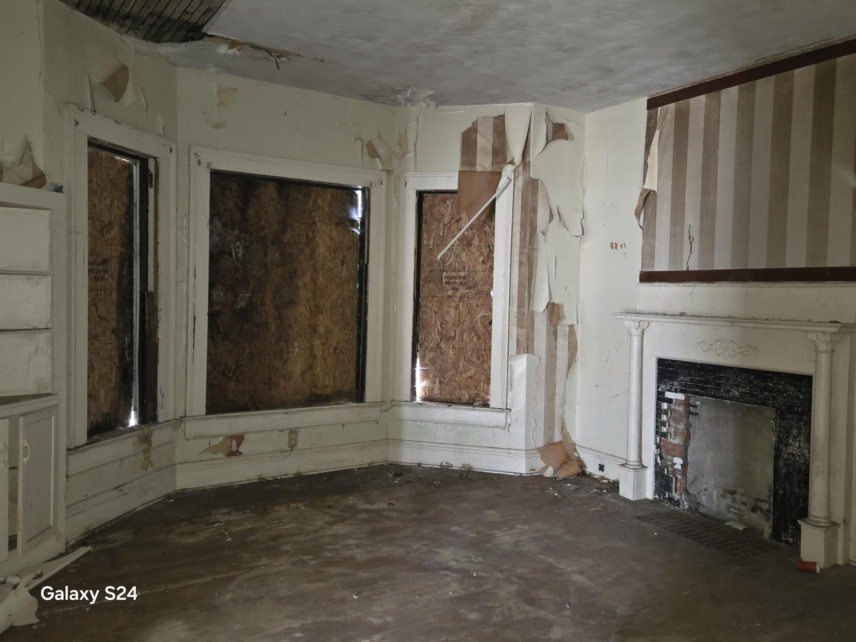727 West High Street Springfield, OH 45506 - Photo 13 of 34 2026-3-14 updated 727 W. High photos (20