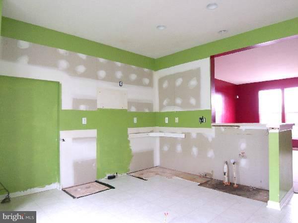 47 Riparian Lane Ranson, WV 25438 - Photo 23 of 30 Kitchen