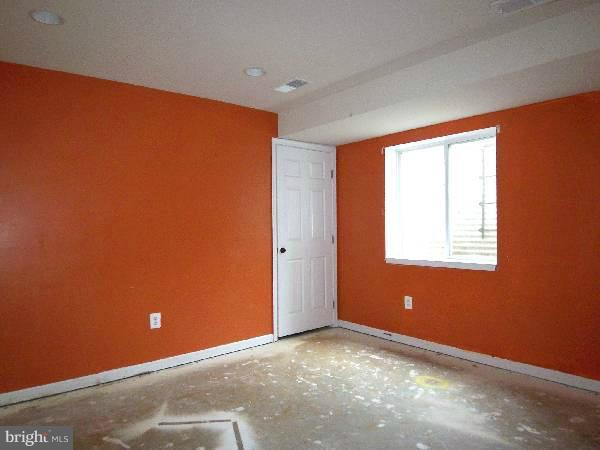 47 Riparian Lane Ranson, WV 25438 - Photo 7 of 30 Family Room