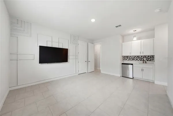 $395,000 | 1120 Mattie Pointe Boulevard, Auburndale, FL 33823