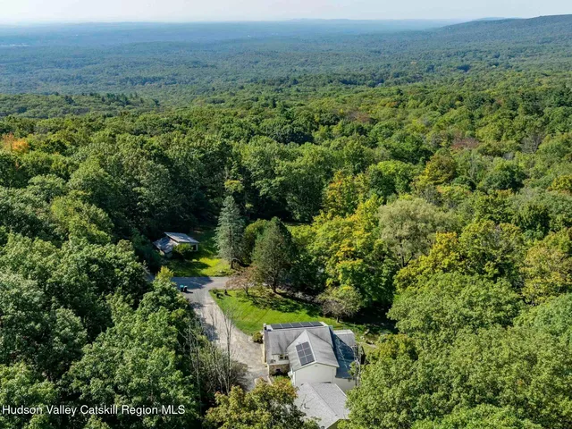$629,000 | 41 Vista Maria Road, Cragsmoor, NY 12566