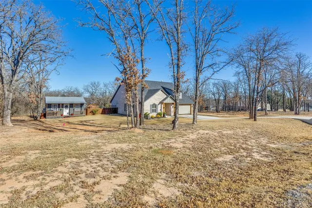 $360,000 | 116 Monarch Lane, Poolville, TX 76487