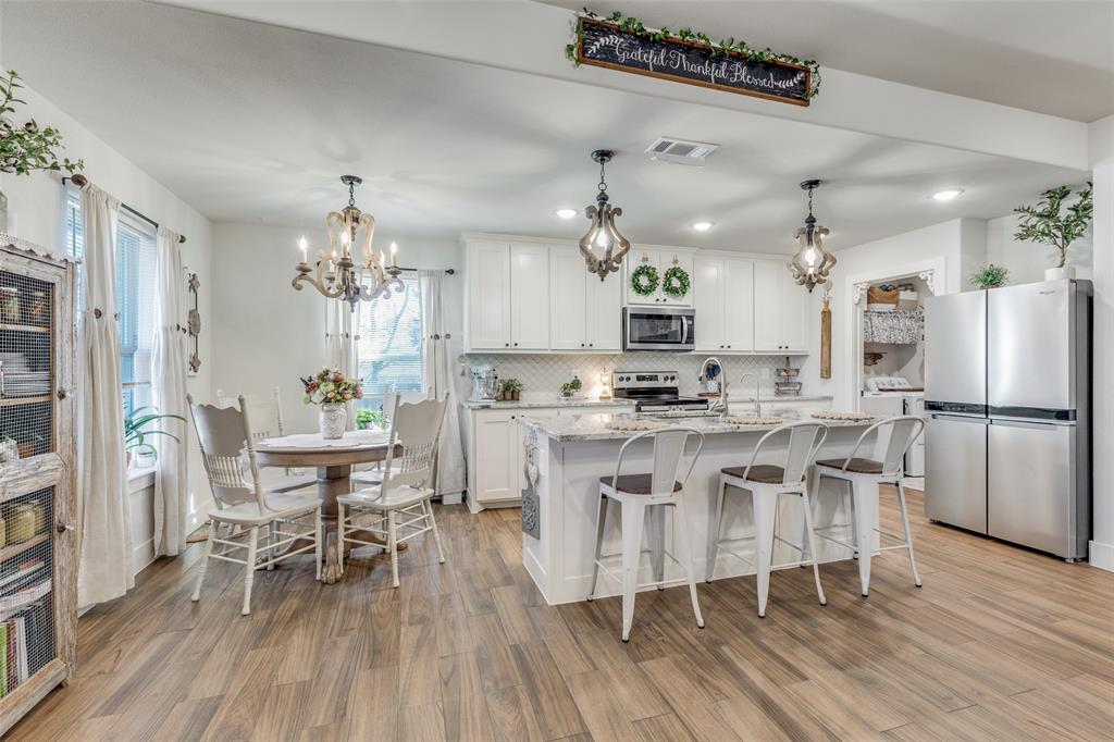 116 Monarch Lane Poolville, TX 76487 - Photo 9 of 26