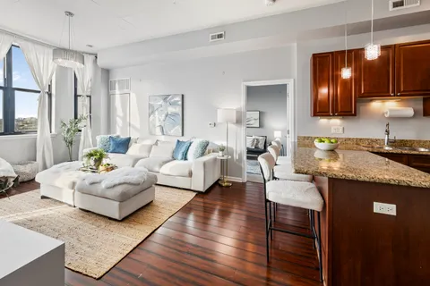 $349,000 | 1464 South Michigan Avenue, Unit 1107, Chicago, IL 60605