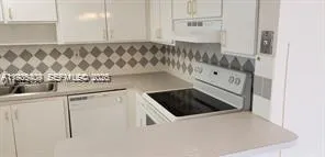 $1,600 | 3100 West Rolling Hills Circle, Unit 308, Davie, FL 33328