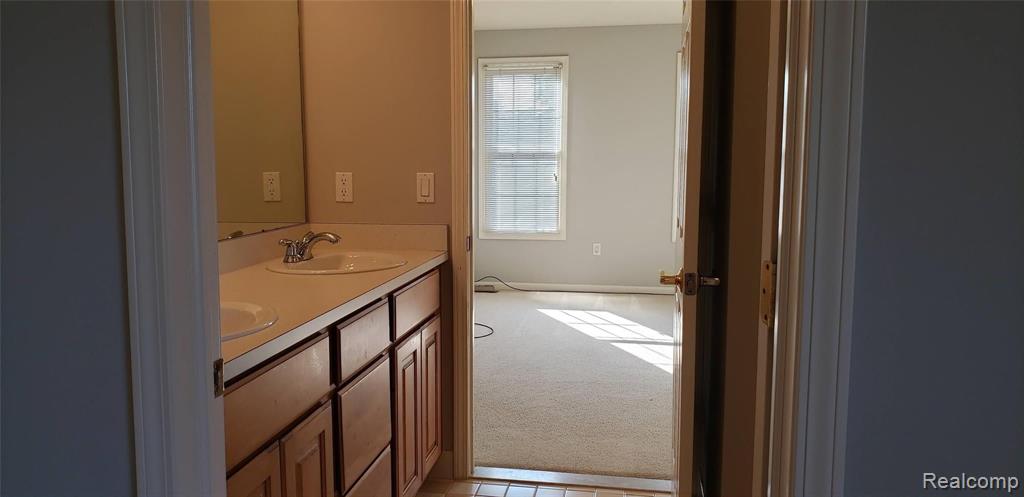 4599 Chatford Court Rochester, MI 48306 - Photo 41 of 46
