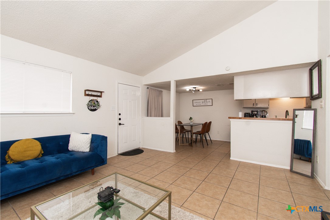4405 Teri Road, Unit A Austin, TX 78744 - Photo 4 of 16