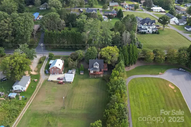 $310,000 | 1205 East Union Street, Morganton, NC 28655