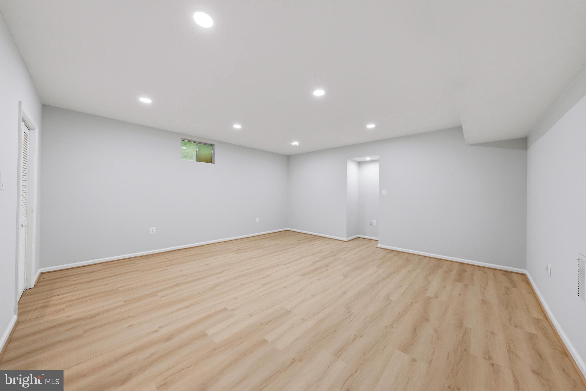 2053 George Washington Road Vienna, VA 22182 - Photo 51 of 60 Gallery Image 51