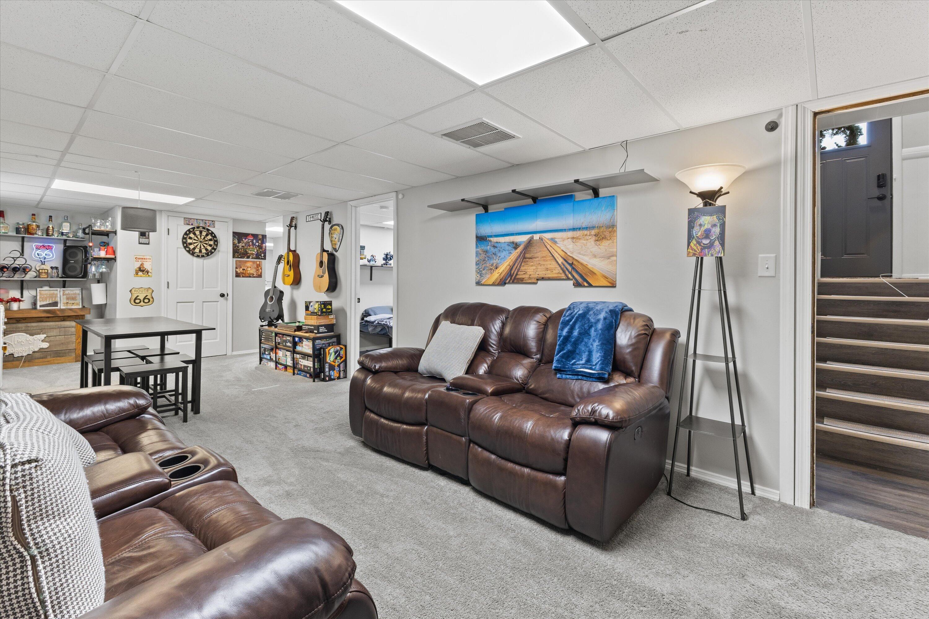 3343 Stratford Avenue Racine, WI 53402 - Photo 21 of 36 24-925A7025