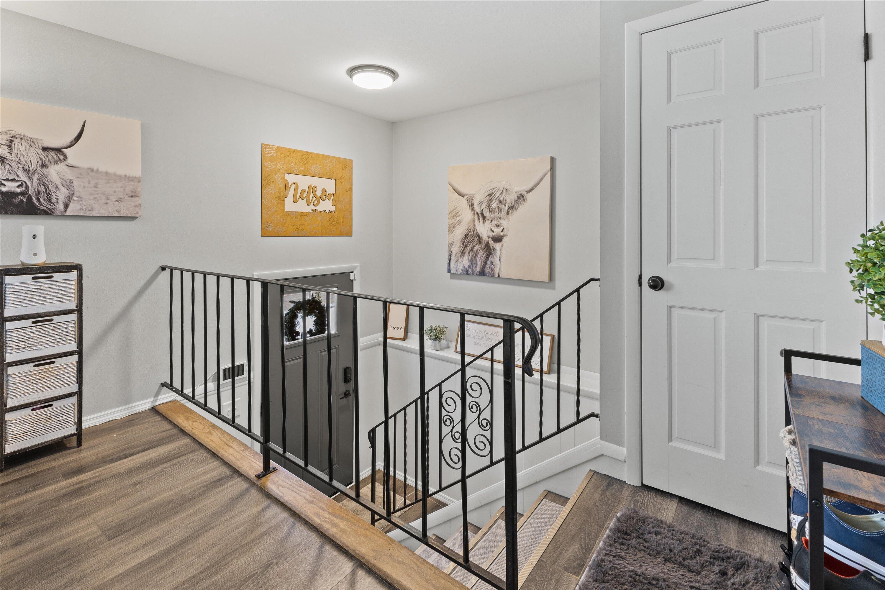 3343 Stratford Avenue Racine, WI 53402 - Photo 3 of 36 13-925A6959