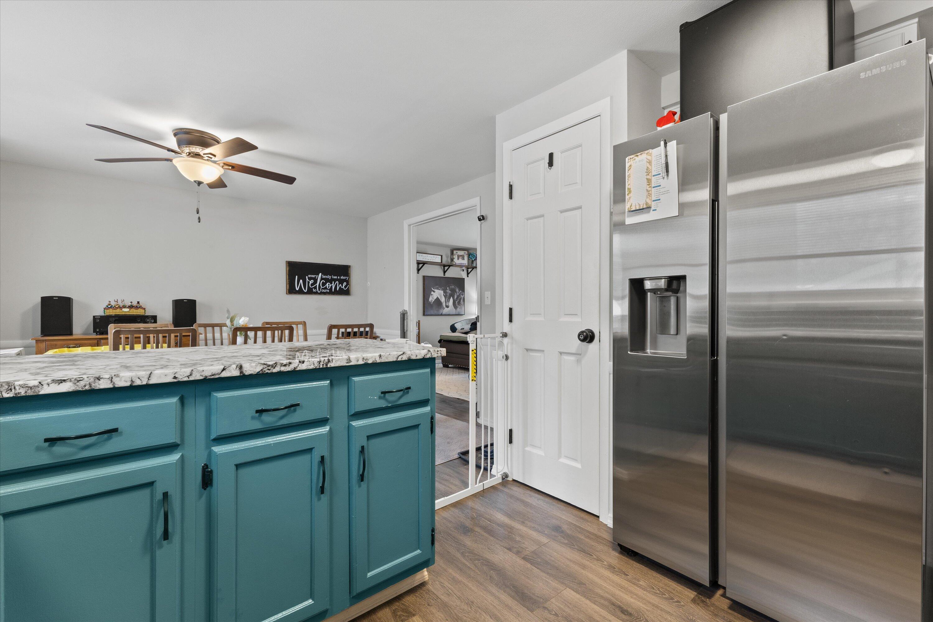 3343 Stratford Avenue Racine, WI 53402 - Photo 9 of 36 06-925A6915