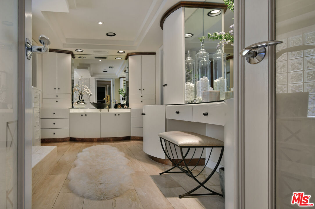 4039 Cody Road Sherman Oaks, CA 91403 - Photo 17 of 47