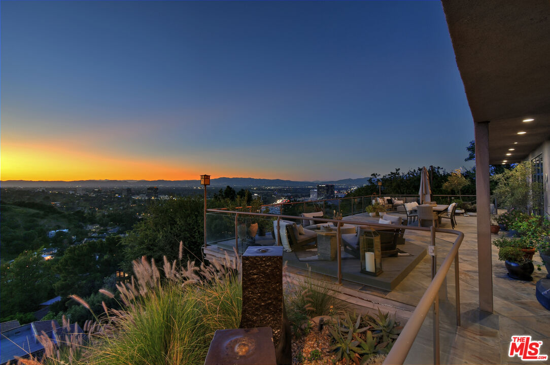 4039 Cody Road Sherman Oaks, CA 91403 - Photo 45 of 47