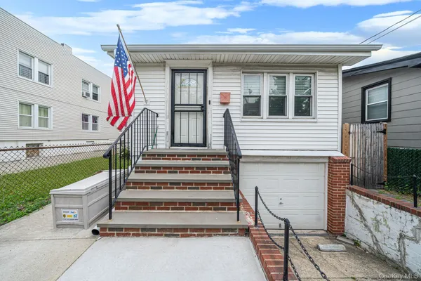 $589,995 | 712 Edison Avenue | Throgs Neck