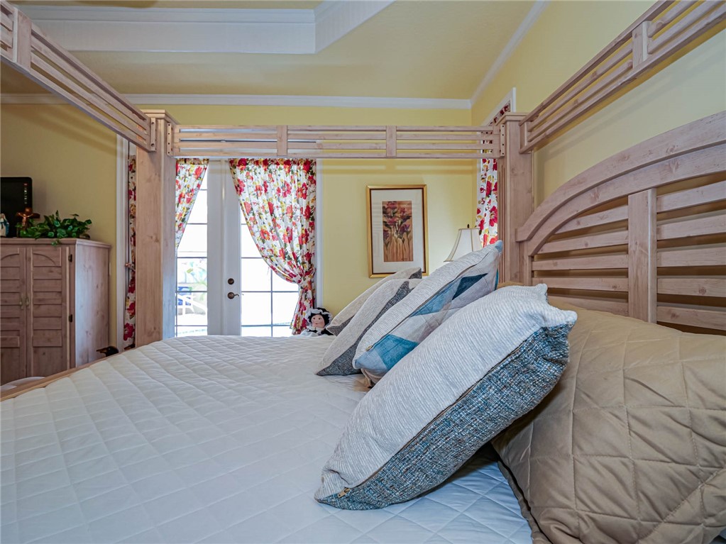 5824 Pine Ridge Circle Vero Beach, FL 32967 - Photo 17 of 34