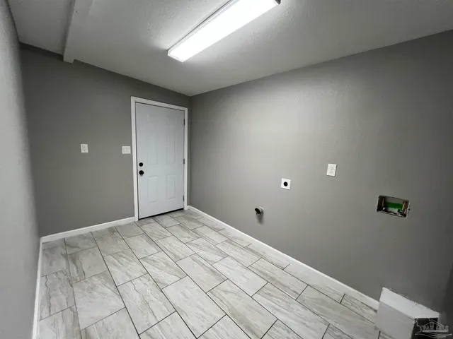 $1,095 | 1200 Paulding Avenue, Unit A, Pensacola, FL 32507