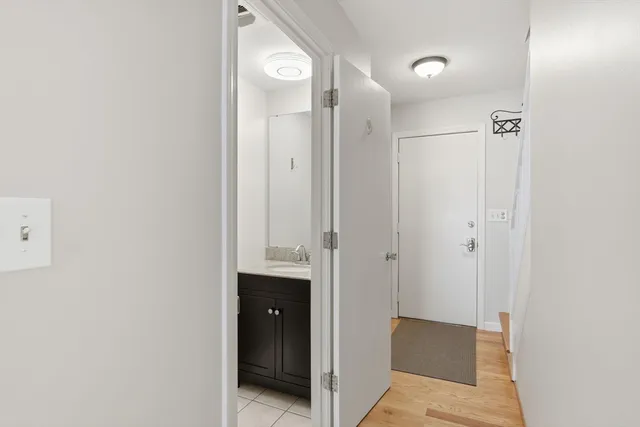 $269,900 | 153 Porter Lake Drive, Unit 153, Springfield, MA 01106