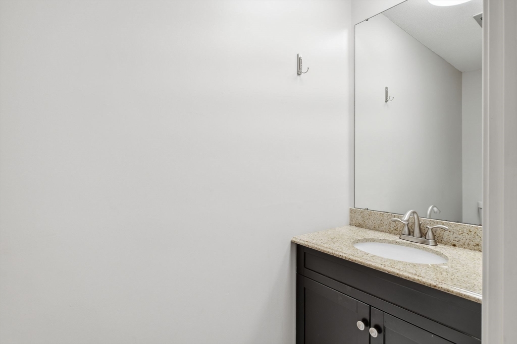 153 Porter Lake Drive, Unit 153 Springfield, MA 01106 - Photo 12 of 42