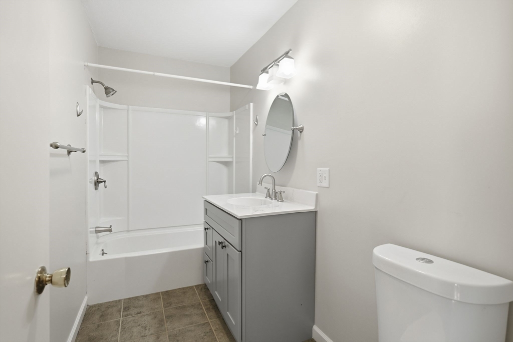 153 Porter Lake Drive, Unit 153 Springfield, MA 01106 - Photo 16 of 42